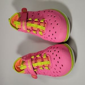 Stride Rite Made 2 Play Slip On/ Pink & Yellow  Girls Size 12
